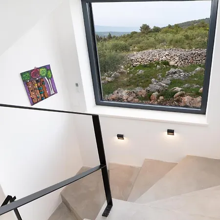 Modern On Island Hvar * 斯塔里格勒