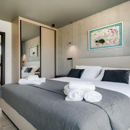 Modern On Island Hvar * 斯塔里格勒