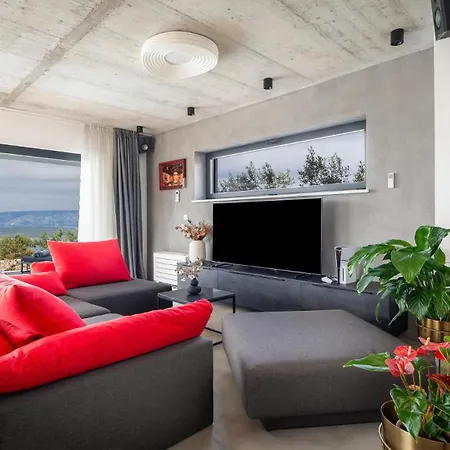 Modern On Island Hvar 别墅 *