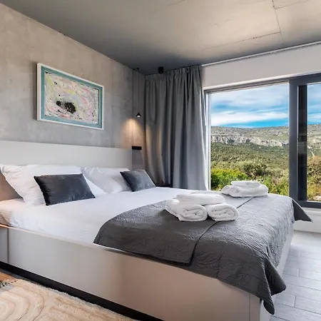 Modern On Island Hvar 别墅